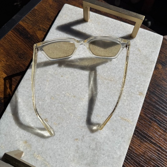 Giorgio Armani Sunglasses - Picture 5 of 6